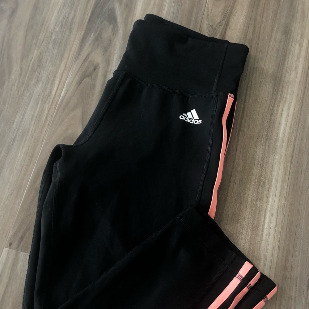 ADIDAS ATHLEISURE